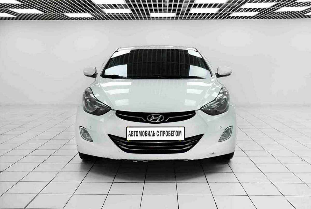 98 900. Hyundai Elantra АКПП 2015.